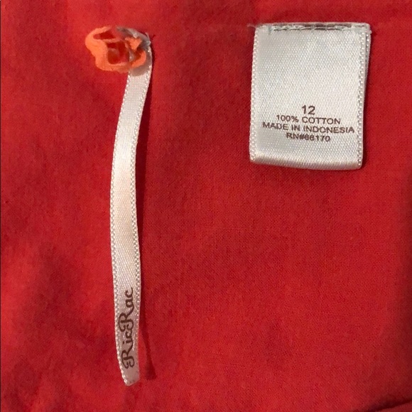 Summer Tank with Button detail - Picture 3 of 4